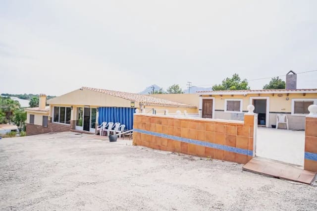 4 bedroom Finca/Country House for sale in La Nucia - € 350,000 (Ref: 10072888)