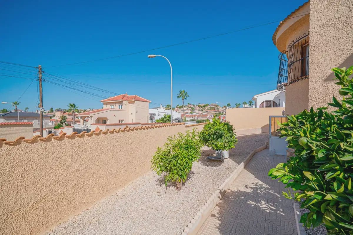 5 soveværelse Villa til salg i Ciudad Quesada med garage - € 359.000 (Ref: 10072891)