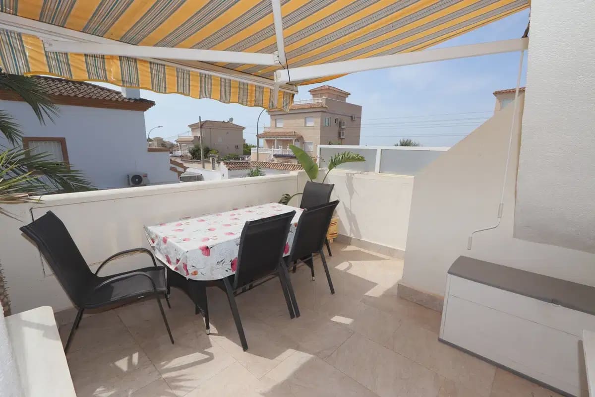3 quarto Moradia para venda em Villamartin - 349 990 € (Ref: 10072895)