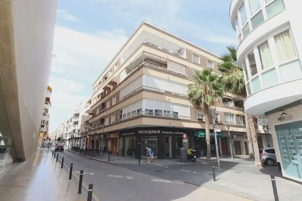 3 sovrum Takvåning till salu i Torrevieja - 349 000 € (Ref: 10072898)