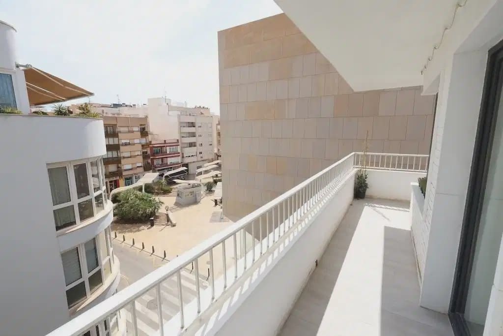 3 sovrum Takvåning till salu i Torrevieja - 349 000 € (Ref: 10072898)
