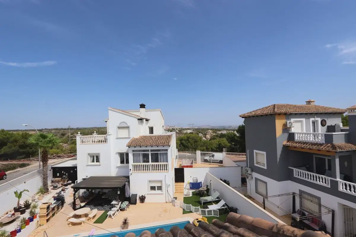 3 sypialnia Willa na sprzedaż w Villamartin - 349 990 € (Ref: 10072900)