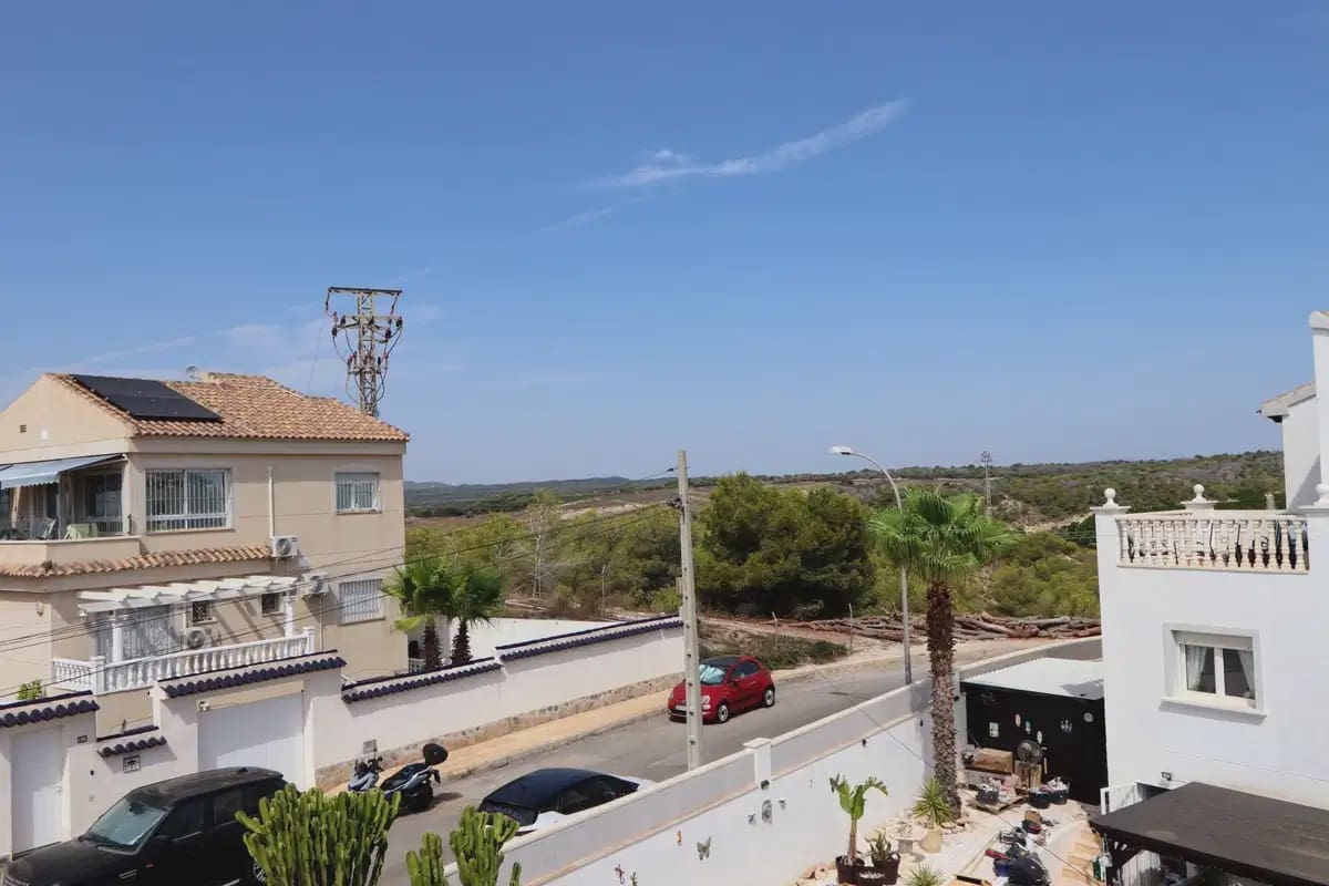 3 sypialnia Willa na sprzedaż w Villamartin - 349 990 € (Ref: 10072900)