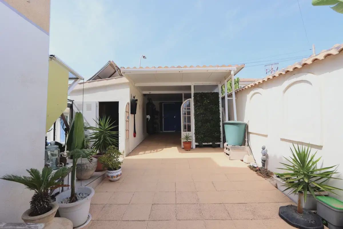 3 sypialnia Willa na sprzedaż w Villamartin - 349 990 € (Ref: 10072900)