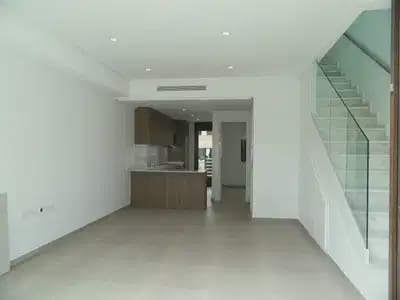 Omakotitalo myytävänä paikassa Pilar de la Horadada mukana uima-altaan - 354 900 € (Ref: 10072901)