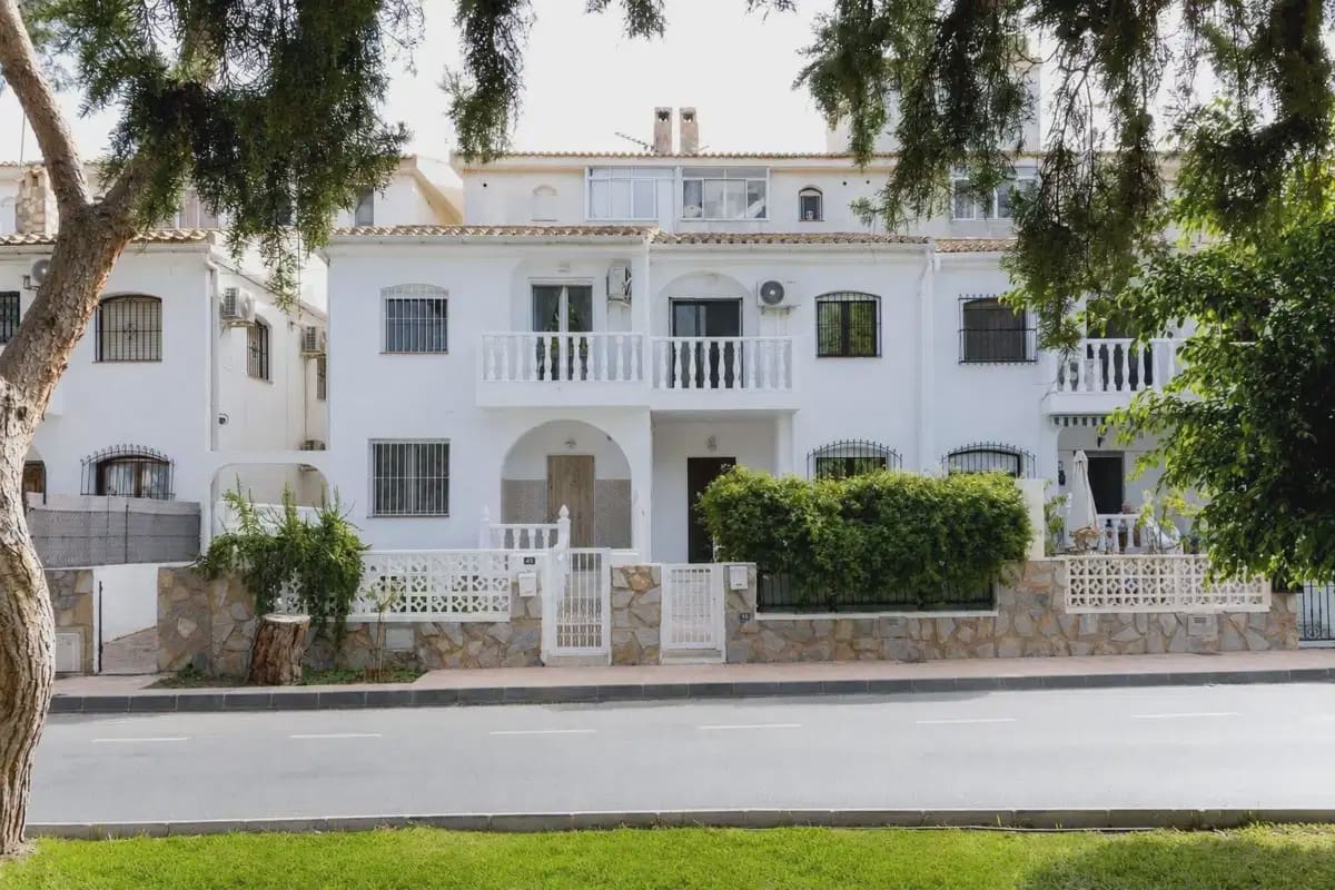 3 sypialnia Willa na sprzedaż w La Zenia z garażem - 338 000 € (Ref: 10072903)
