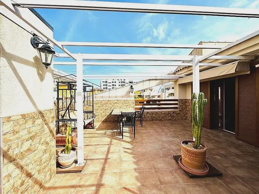 2 quarto Penthouse para venda em Orihuela Costa com piscina garagem - 335 000 € (Ref: 10072905)