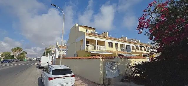 3 chambre Maison de Ville à vendre à La Mata, Torrevieja avec piscine garage - 349 900 € (Ref: 10072906)
