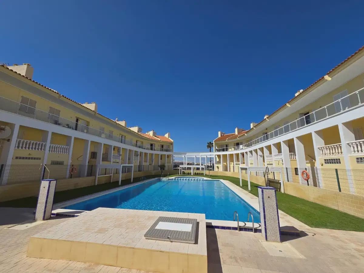 3 chambre Maison de Ville à vendre à La Mata avec piscine garage - 349 900 € (Ref: 10072906)