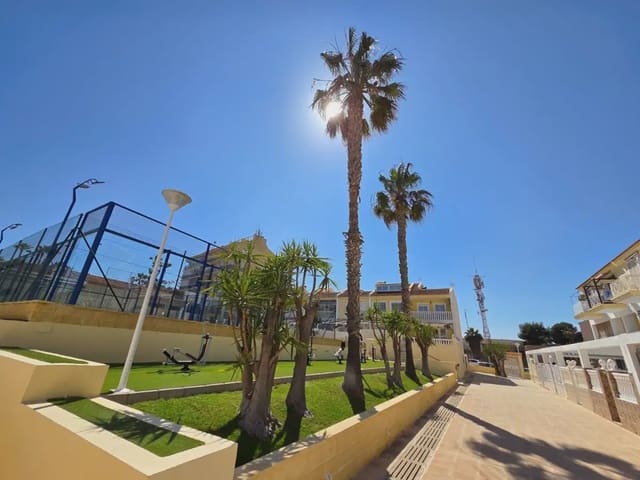 3 chambre Maison de Ville à vendre à La Mata, Torrevieja avec piscine garage - 349 900 € (Ref: 10072906)