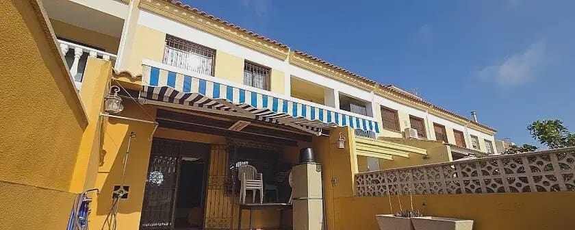 3 chambre Maison de Ville à vendre à La Mata avec piscine garage - 349 900 € (Ref: 10072906)
