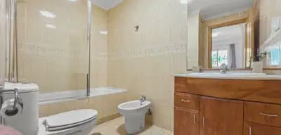 3 sovrum Lägenhet till salu i Playa Flamenca med pool - 339 000 € (Ref: 10072925)