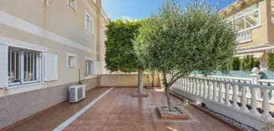 3 sovrum Lägenhet till salu i Playa Flamenca med pool - 339 000 € (Ref: 10072925)