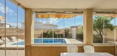 3 sovrum Lägenhet till salu i Playa Flamenca med pool - 339 000 € (Ref: 10072925)