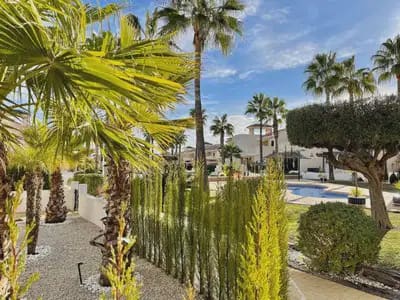 Casa de 3 habitaciones en Ciudad Quesada en venta con piscina garaje - 340.000 € (Ref: 10072928)