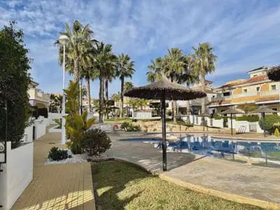 Casa de 3 habitaciones en Ciudad Quesada en venta con piscina garaje - 340.000 € (Ref: 10072928)