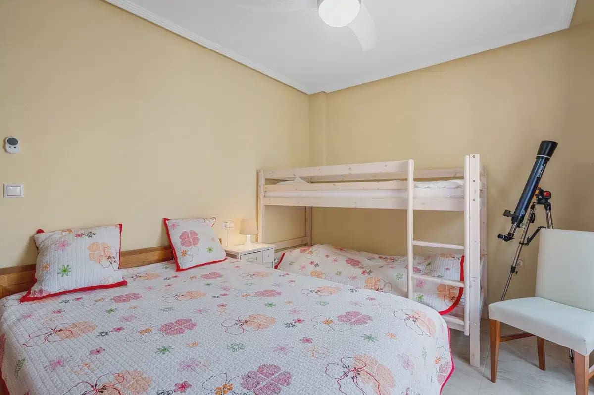 3 quarto Casa em Banda para venda em Villamartin com piscina - 345 000 € (Ref: 10072930)