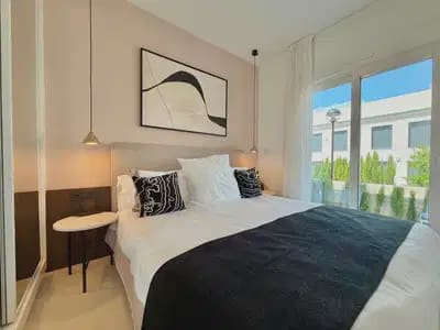 2 soverom Leilighet til salgs i Ciudad Quesada med svømmebasseng garasje - € 359 000 (Ref: 10072932)