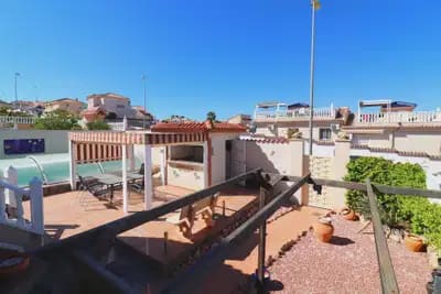 Chalet de 3 habitaciones en Benimar en venta con garaje - 349.950 € (Ref: 10072940)