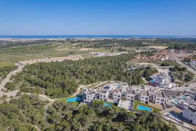 2 soveværelse Byhus til salg i San Miguel de Salinas med swimmingpool - € 339.000 (Ref: 10072943)