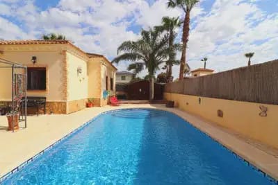 3 soveværelse Villa til salg i Formentera del Segura med garage - € 365.000 (Ref: 10072946)