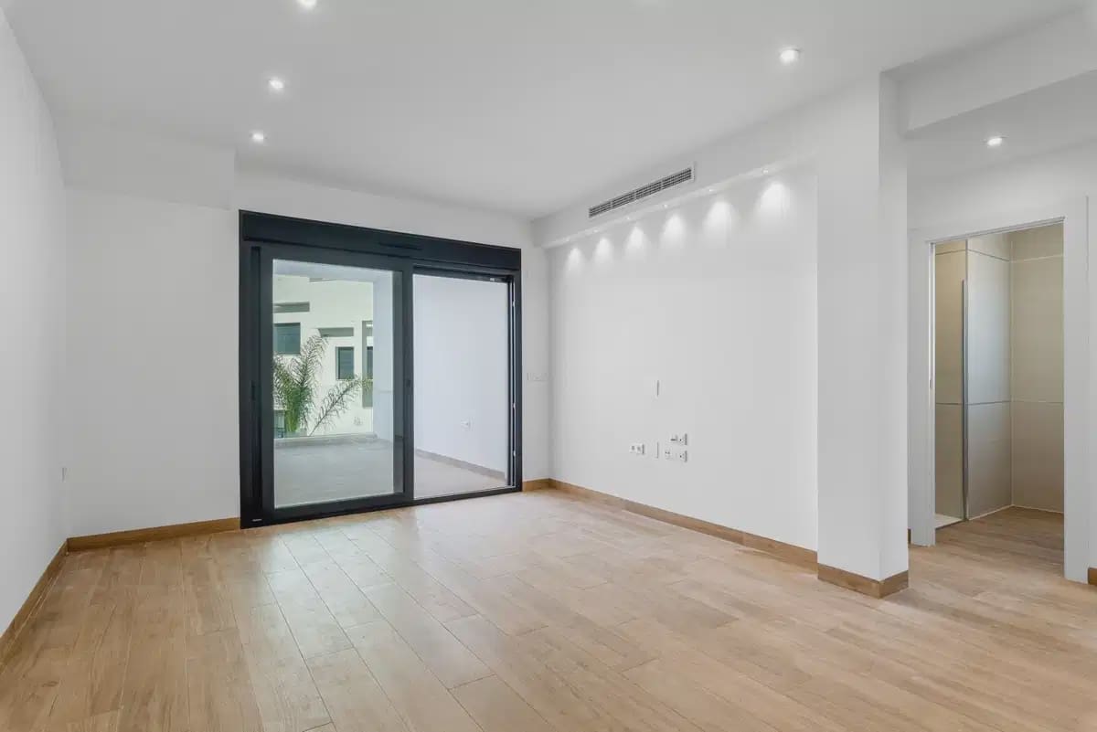 2 slaapkamer Penthouse te koop in Los Balcones met zwembad - € 369.000 (Ref: 10080396)
