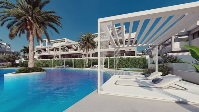 2 slaapkamer Penthouse te koop in Los Balcones met zwembad - € 369.000 (Ref: 10080396)