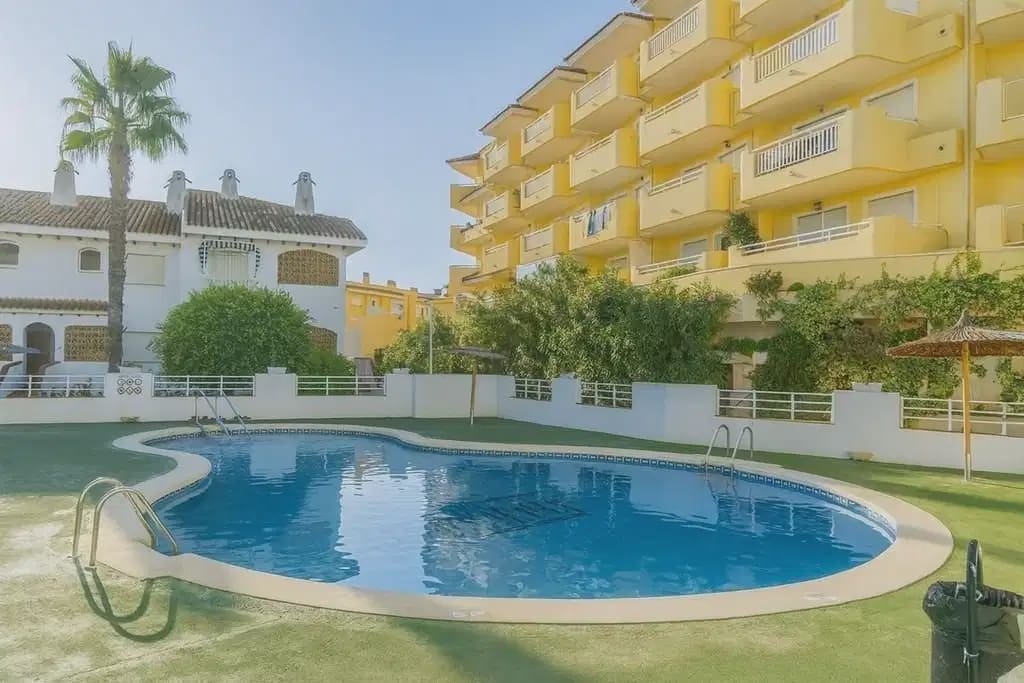 3 soverom Hus til salgs i Campoamor med svømmebasseng - € 375 000 (Ref: 10080397)