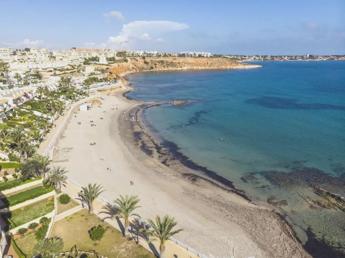 3 soverom Hus til salgs i Campoamor med svømmebasseng - € 375 000 (Ref: 10080397)