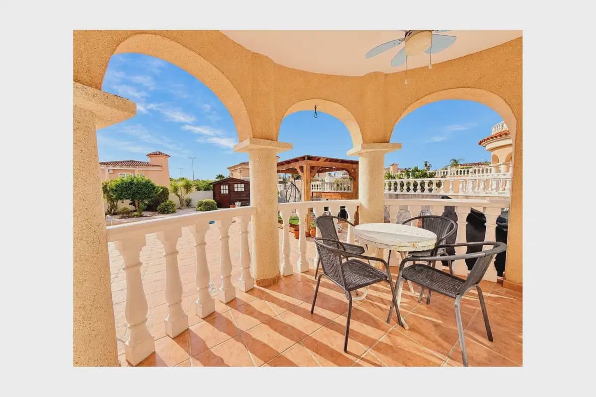4 soveværelse Villa til salg i San Fulgencio - € 375.000 (Ref: 10080398)