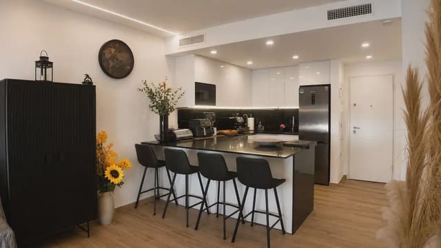 3 soverom Penthouse til salgs i Villamartin, Orihuela med svømmebasseng - € 385 000 (Ref: 10080399)