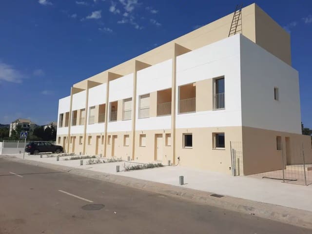 3 soveværelse Byhus til salg i Dénia med swimmingpool - € 395.000 (Ref: 10080402)