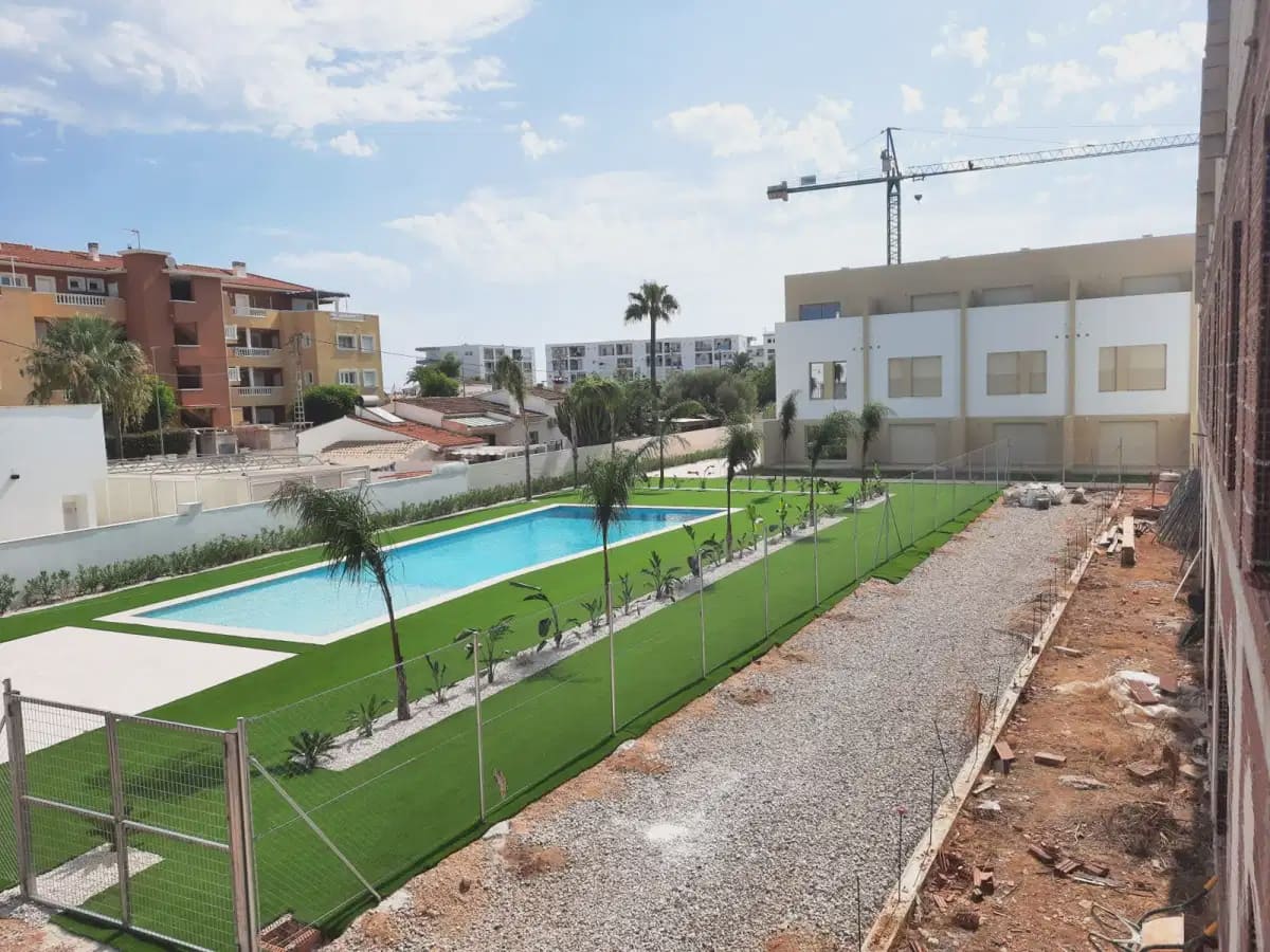 3 soveværelse Byhus til salg i Denia med swimmingpool - € 395.000 (Ref: 10080402)
