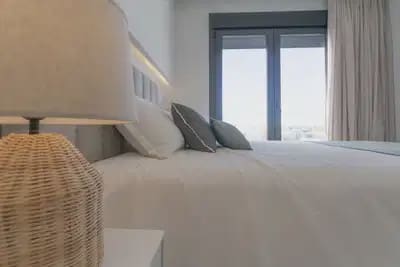 Apartament na sprzedaż w Denia z basenem garażem - 379 000 € (Ref: 10080405)