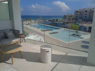 Apartament na sprzedaż w Dénia z basenem garażem - 379 000 € (Ref: 10080405)