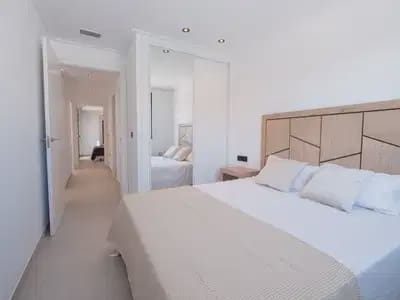 Chalet de 3 habitaciones en La Marina, Elche / Elx en venta - 395.000 € (Ref: 10080409)