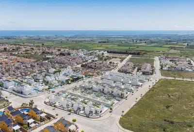 Chalet de 3 habitaciones en La Marina en venta - 395.000 € (Ref: 10080409)
