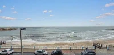 Apartamento de 3 habitaciones en Torrevieja en venta con garaje - 375.000 € (Ref: 10080418)
