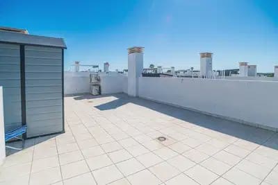 2 Zimmer Apartment zu verkaufen in Ciudad Quesada mit Pool - 390.000 € (Ref: 10080421)
