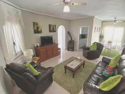 3 chambre Villa/Maison à vendre à Villamartin avec piscine - 364 950 € (Ref: 10080422)