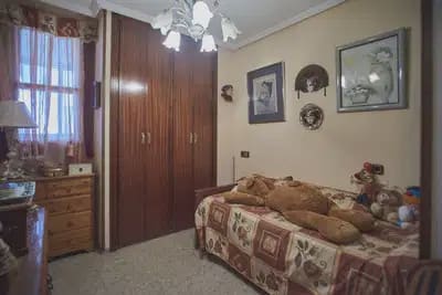 4 sovrum Lägenhet till salu i Alicante stad med pool garage - 390 000 € (Ref: 10080423)