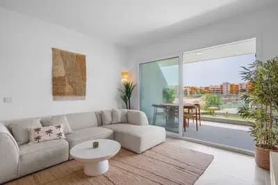 2 soveværelse Lejlighed til salg i Punta Prima, Orihuela med swimmingpool garage - € 379.000 (Ref: 10080427)