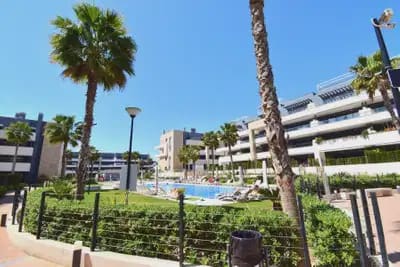 2 soveværelse Lejlighed til salg i Playa Flamenca, Orihuela med swimmingpool - € 365.000 (Ref: 10080433)