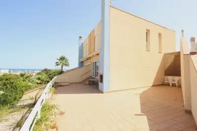 3 makuuhuone Omakotitalo myytävänä paikassa Orihuela Costa, Orihuela mukana uima-altaan - 390 000 € (Ref: 10080437)