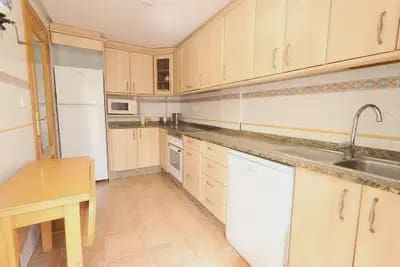 3 makuuhuone Omakotitalo myytävänä paikassa Orihuela Costa mukana uima-altaan - 390 000 € (Ref: 10080437)