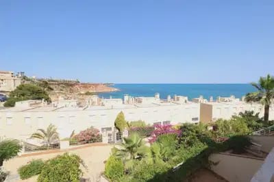 3 makuuhuone Omakotitalo myytävänä paikassa Orihuela Costa mukana uima-altaan - 390 000 € (Ref: 10080437)