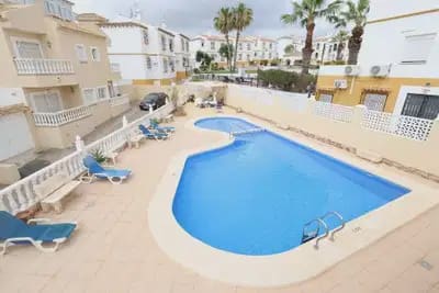 5 makuuhuone Huvila myytävänä paikassa San Miguel de Salinas mukana uima-altaan - 385 000 € (Ref: 10080438)