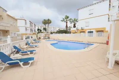 5 makuuhuone Huvila myytävänä paikassa San Miguel de Salinas mukana uima-altaan - 385 000 € (Ref: 10080438)