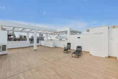 2 sovrum Takvåning till salu i Torrevieja med pool garage - 363 000 € (Ref: 10080443)
