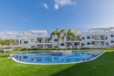 2 sovrum Takvåning till salu i Torrevieja med pool garage - 363 000 € (Ref: 10080443)